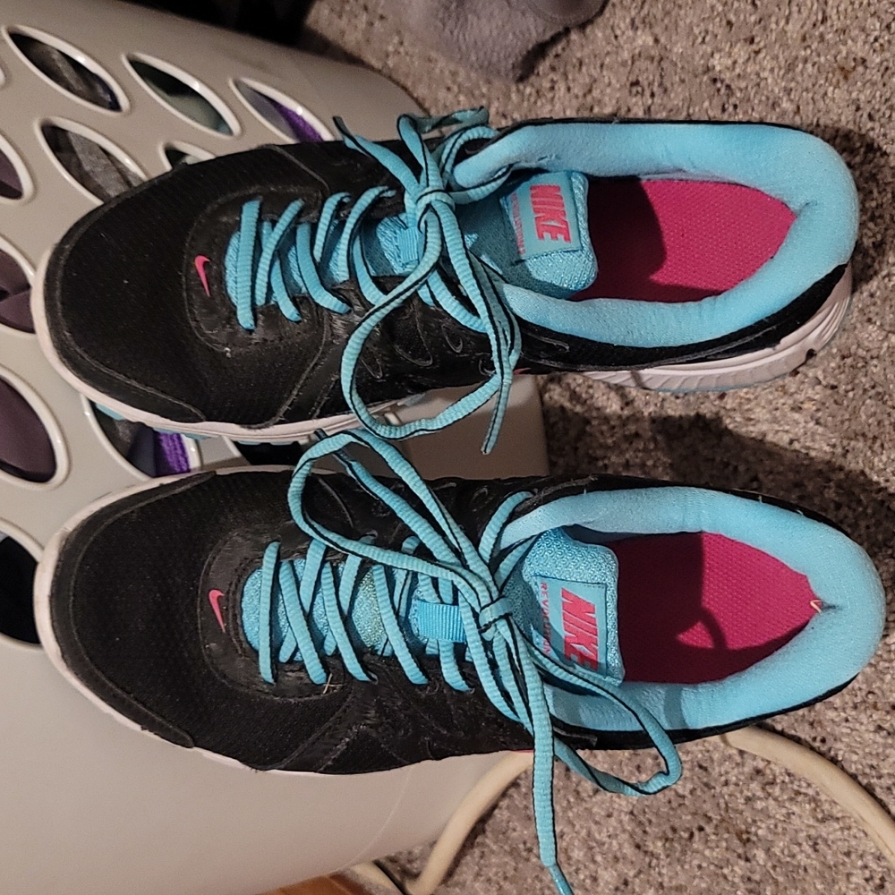 Nike shoes